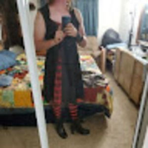 Meet your Posher, Ember